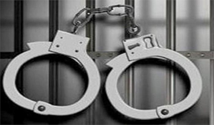 हत्यारोपी पत्नी प्रेमी के साथ गिरफ्तार