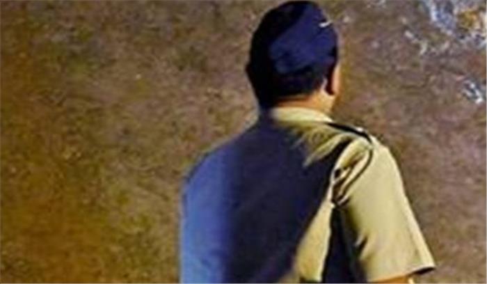 मप्र: आरोपियों को गिरफ्तार करने गए पुलिस बल को ग्रामीणों ने बनाया बंधक