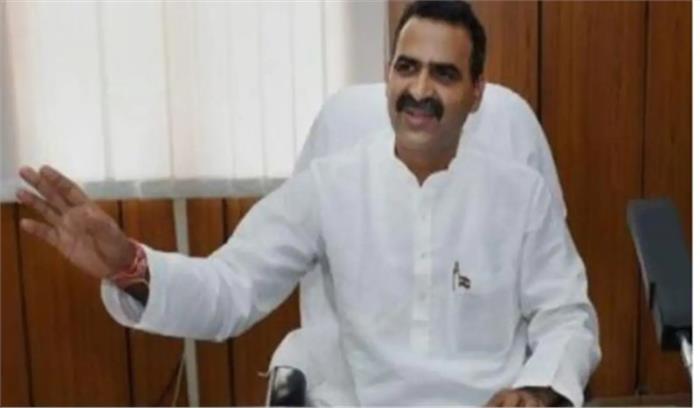 मुजफ्फरनगर हिंसा में मदरसे के बच्चे पकड़े गए, जांच हो : संजीव बलियान