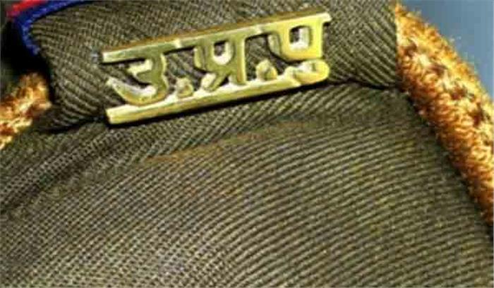 उत्तर प्रदेश में महिला पुलिस स्टेशन के सभी स्टाफ लाइन हाजिर उत्तर प्रदेश में महिला पुलिस स्टेशन के सभी स्टाफ लाइन हाजिर