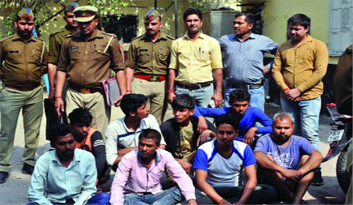 मोबाइल लूट व चोरी करने वाले गिरोह का पर्दाफाश