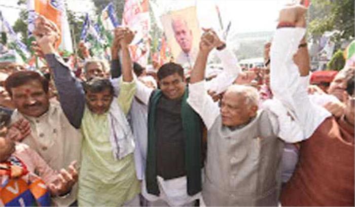 राजग सरकार की नीतियों के विरुद्ध महागठबंधन का आक्रोश मार्च