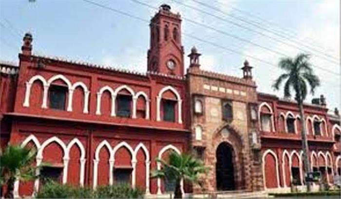 डीयू के कई कॉलेजों में नहीं मिल सकेगा मार्च का वेतन : एनडीटीएफ