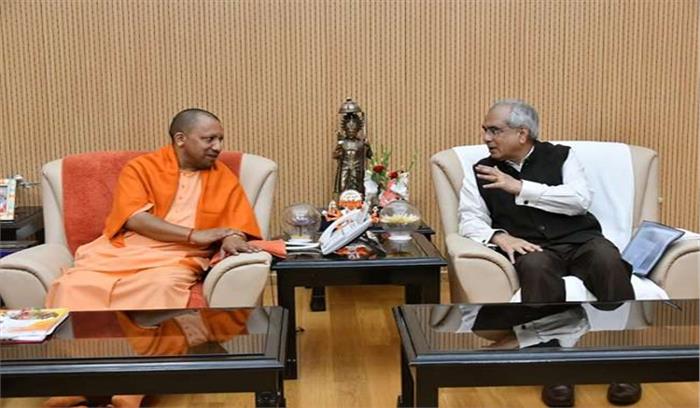 नीति आयोग के उपाध्यक्ष राजीव कुमार ने योगी से मुलाकात की