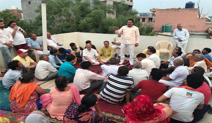 पार्षद बीर सिंह नैन के नेतृत्व में नुक्कड़ सभा का आयोजन
