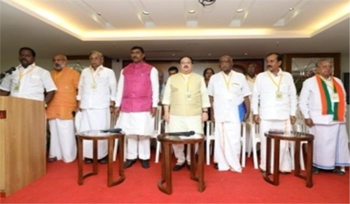 नड्डा तमिलनाडु में माहौल बनाने पहुंचे, अभिनेत्री नमिता भाजपा में शामिल