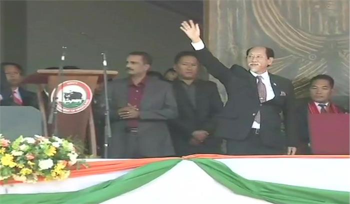 नागालैंड में नेफियू रियो ने ली नए मुख्यमंत्री पद की शपथ नागालैंड में नेफियू रियो ने ली नए मुख्यमंत्री पद की शपथ