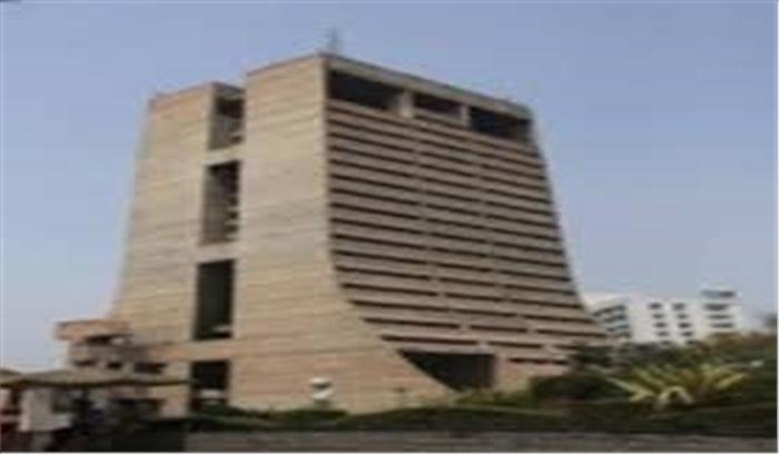 नई दिल्ली नगरपालिका परिषद कर्मचारियों के खाते से वेतन गायब