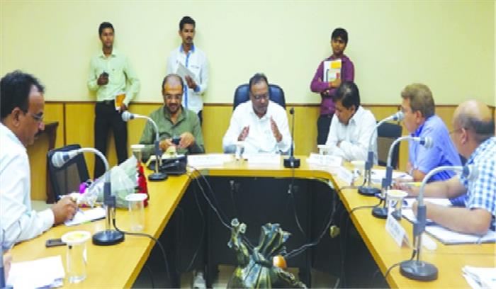 नागपुर-छिंदवाड़ा के मध्य आमान परिवर्तन परियोजना पर बैठक