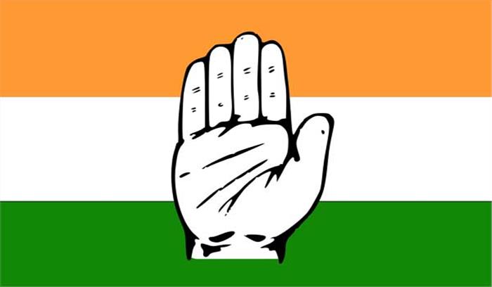 सरकारी कार्यालयों से प्रधानमंत्री, मुख्यमंत्री की तस्वीर हटाने की मांग