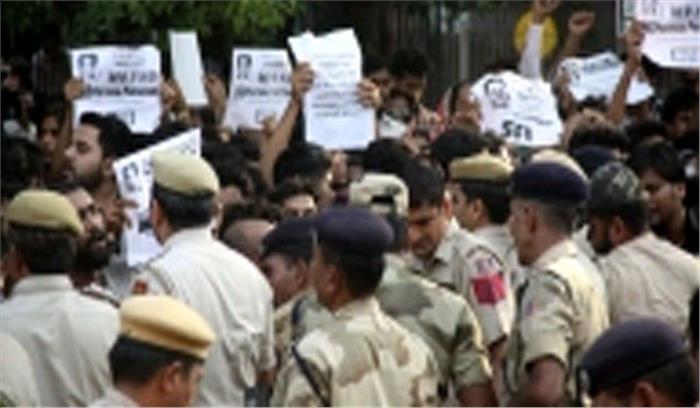 नजीब मामला : सीबीआई की याचिका पर छात्रों से जवाब तलब