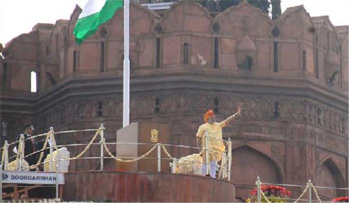 मोदी ने 3 तलाक पर महिलाओं को दिया सहयोग का भरोसा