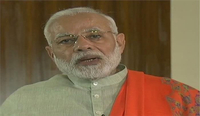 समुद्री चक्रवात ओखी के गुजरात पहुंचने की संभावना: पीएम मोदी 