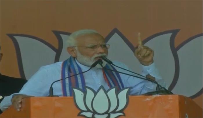 मायावती का फायदा उठा रही है समाजवादी पार्टी: पीएम मोदी