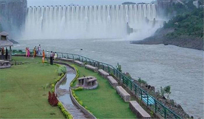 बाबासाहब आंबेडकर कुछ और साल जीवित रहते तो देश की तस्वीर बदली होती: मोदी