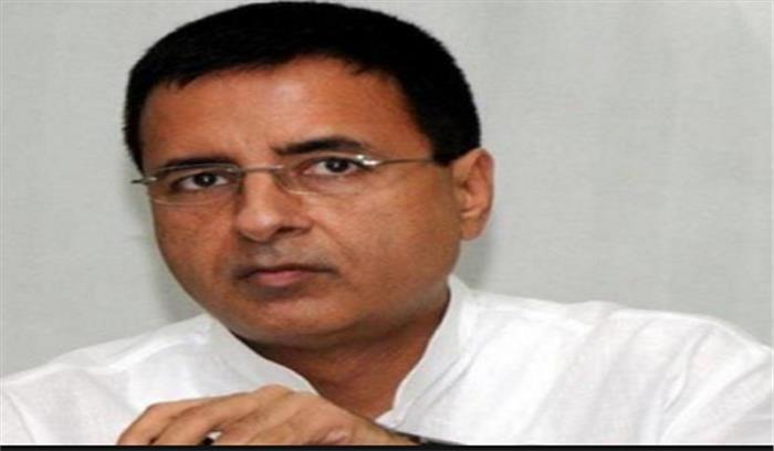 झूठों के सरदार ही देश को खबरदार कर रहे: सुरजेवाला