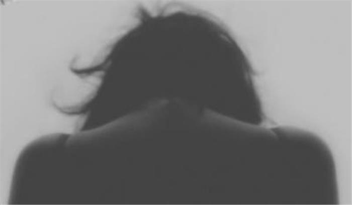 नेशनल बुक ट्रस्ट के संपादक पर लगा छेड़छाड़ का आरोप, मामला दर्ज