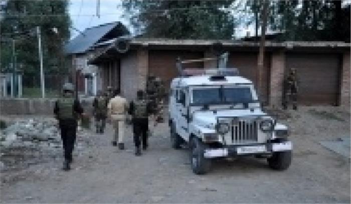 नेशनल कॉन्फ्रेंस नेता के पुलिस गार्ड की आतंकियों ने हत्या की