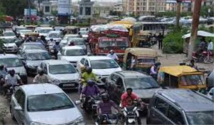 वाहन खराब होने से लगा लंबा जाम