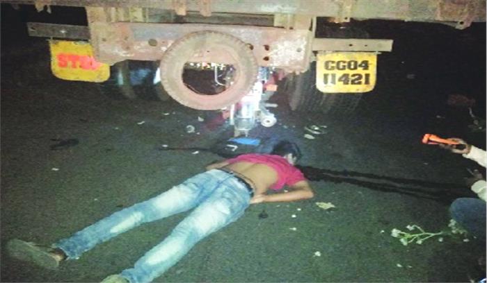 खड़ी ट्रक में जा घुसी बाइक, चालक की मौत