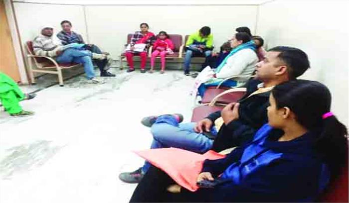 एनएमसी बिल के विरोध में चिकित्सकों ने ओपीडी का किया बहिष्कार