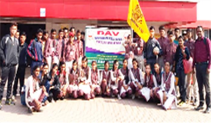 राष्ट्रीय खेल में शामिल होने खिलाड़ियों का दल रवाना