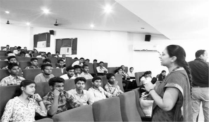 राष्ट्रीय विज्ञान क्विज प्रतियोगिता के प्रतिभागी हुए पुरस्कृत