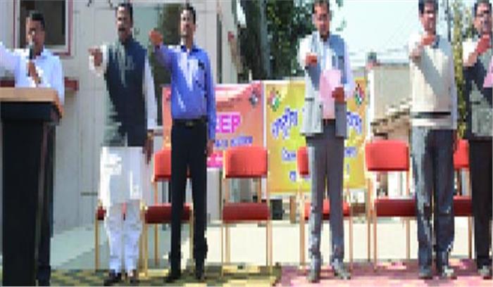 मतदान और स्वच्छ सर्वेक्षण में भागीदारी की साझा