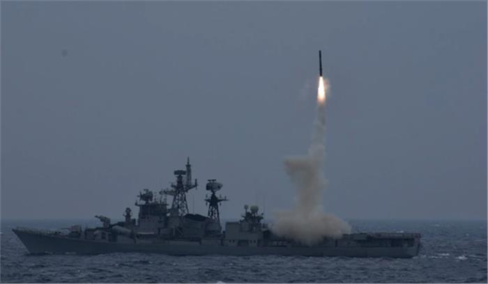 नौसेना ने ब्रह्मोस मिसाइल के एंटी-शिप वर्जन का किया सफल परीक्षण