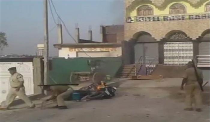 नवादा में भड़की हिंसा,  इंटरनेट सेवा बंद