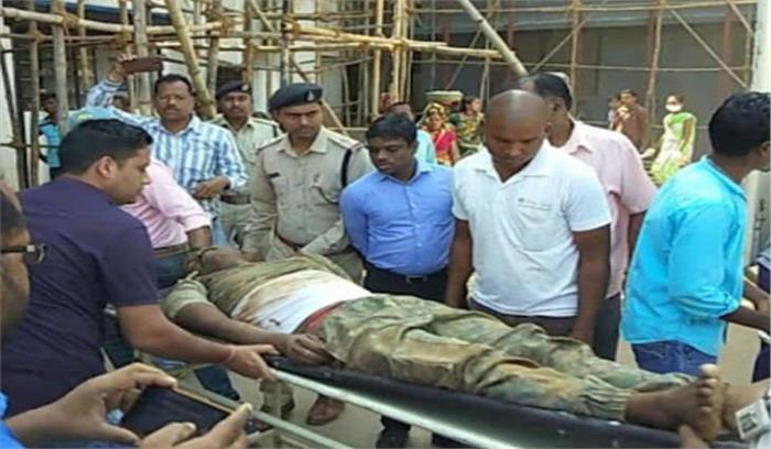 नक्सली हमले में दूरदर्शन के कैमरामैन की मौत, दो जवान शहीद