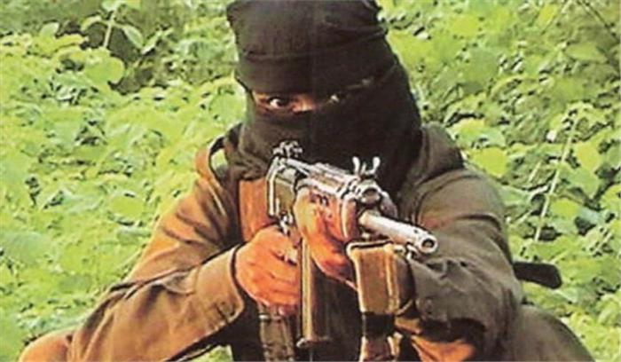 नक्सलियों ने दो लोगों की हत्या कर दी नक्सलियों ने दो लोगों की हत्या कर दी