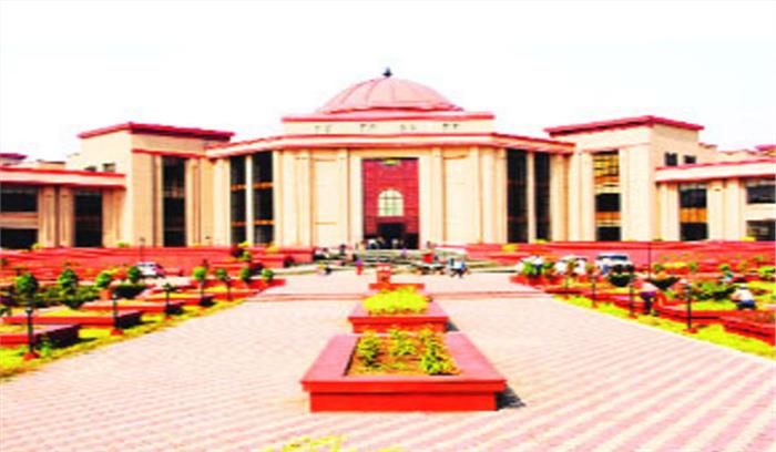 शहीद के बच्चों की स्कूल फीस नहीं दी शहीद के बच्चों की स्कूल फीस नहीं दी