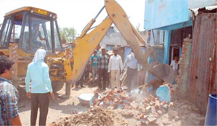 पूर्वी दिल्ली स्थित कल्याण मार्ग से अतिक्रमण हटाने के निर्देश