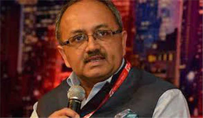 मुश्किल घड़ी में नकारात्मक राजनीति कर रहे हैं अखिलेश प्रियंका : सिंह