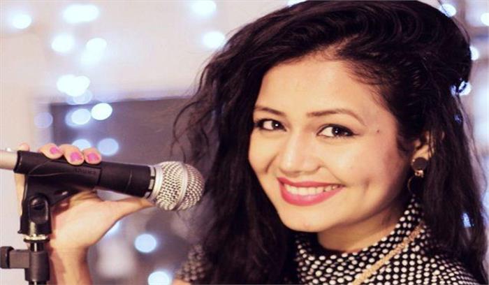 तू चीज.. के नए संस्करण को लेकर नर्वस हैं: नेहा कक्कड़