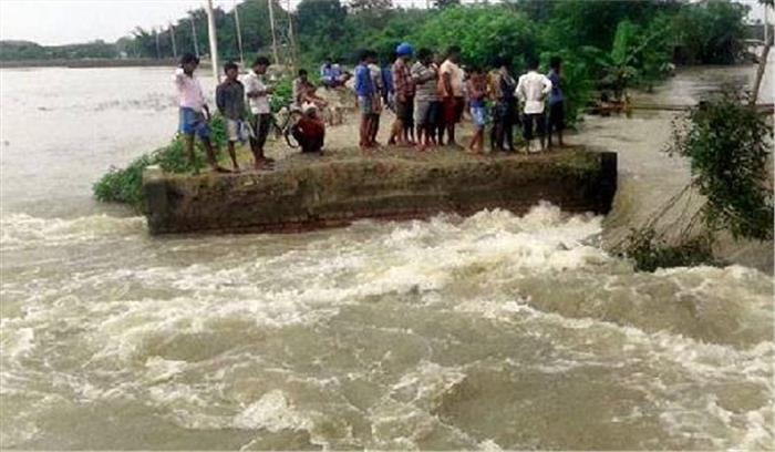 बिहार: बाढ़ के कहर ने ली 98 लोगों की जान 