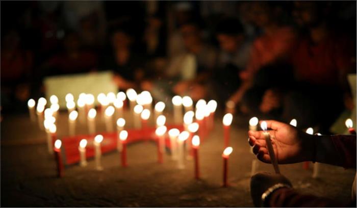 यूएस-बांग्ला विमान दुघर्टना में मारे गए लोगों की याद में बांग्लादेश में एक दिवसीय शोक यूएस-बांग्ला विमान दुघर्टना में मारे गए लोगों की याद में बांग्लादेश में एक दिवसीय शोक