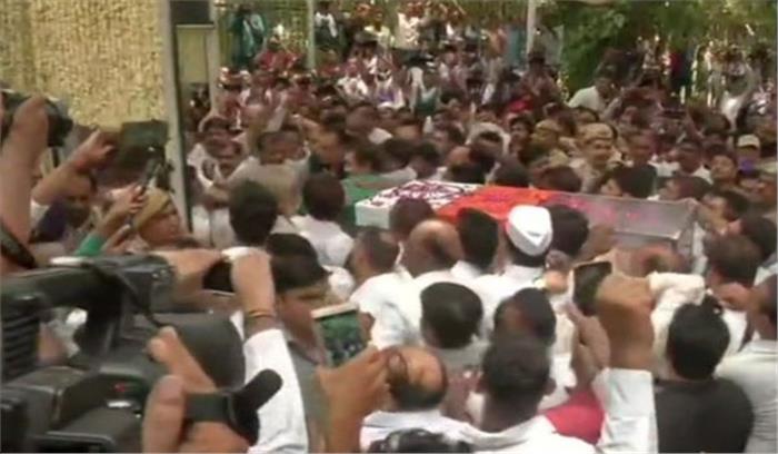 ईरान के जब्त टैंकर पर सवार 18 भारतीयों को छुड़ाने का प्रयास जारी 