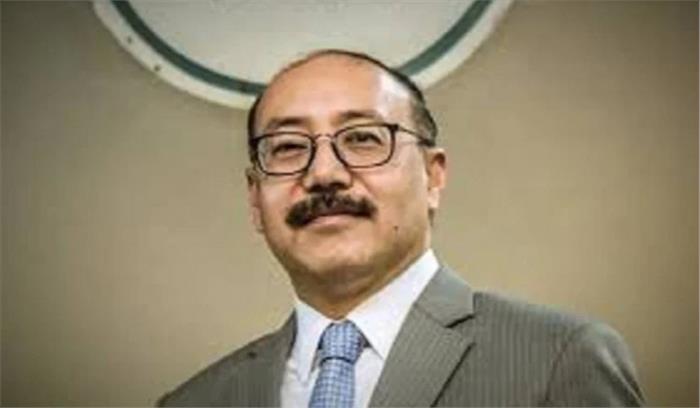 भारत को 13 देशों से मिली सहायता सामग्री