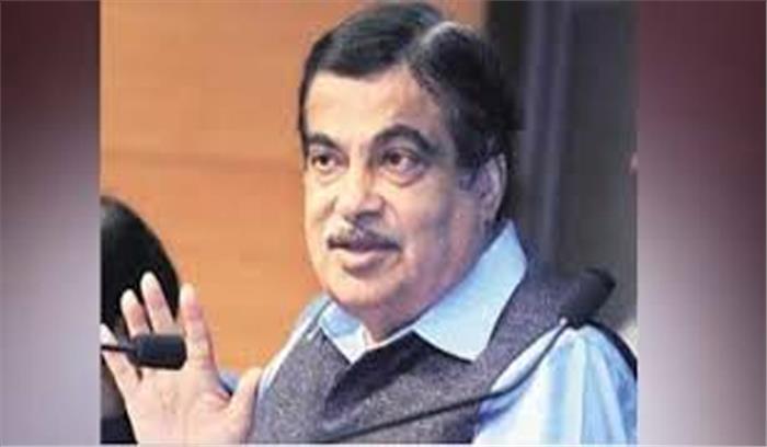 सभी क्षेत्रों के लिए डिजायन तैयार करे खादी: गडकरी