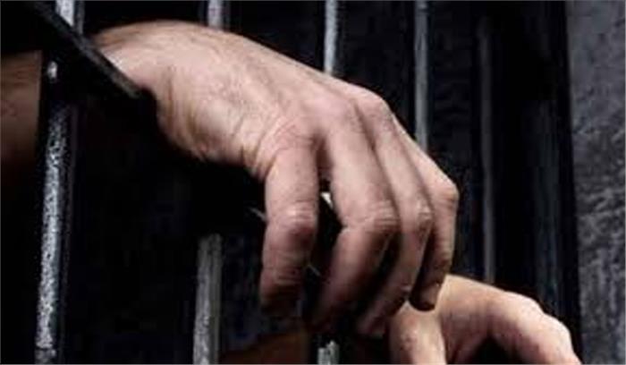 लॉकडाउन : दिन भर में 3763 लोग हिरासत में लेकर छोड़े गए लॉकडाउन : दिन भर में 3763 लोग हिरासत में लेकर छोड़े गए