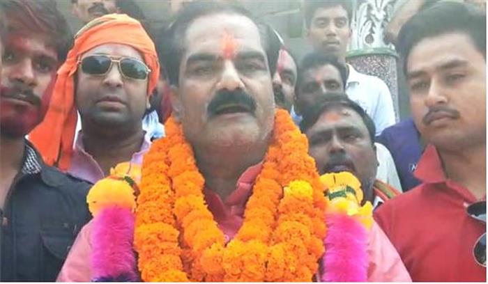 गोपालजी और अशोक संसद में आकर्षण का केन्द्र बने