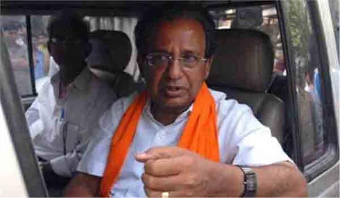 मुखी ने एम्स जाकर जेटली के स्वास्थ्य की जानकारी ली