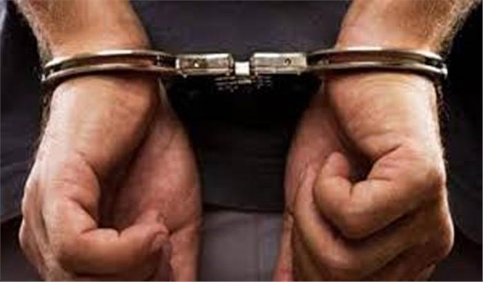 दिन-दहाड़े कुख्यात बदमाश को गोलियों से भूनने वाला गिरफ्तार दिन-दहाड़े कुख्यात बदमाश को गोलियों से भूनने वाला गिरफ्तार