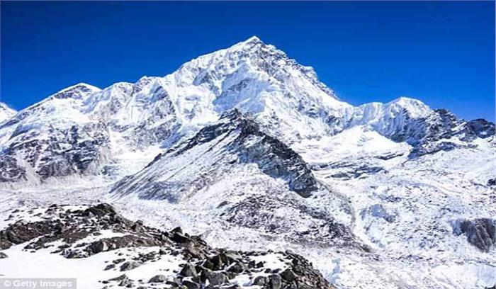 सीआईएसएफ ने जीती सतोपंथ, अब निगाहें माउंट-एवरेस्ट पर सीआईएसएफ ने जीती सतोपंथ, अब निगाहें माउंट-एवरेस्ट पर