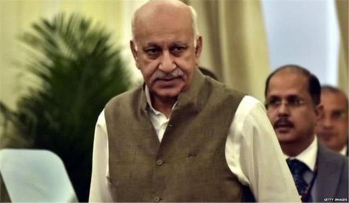 अकबर के इस्तीफे का हुआ स्वागत अकबर के इस्तीफे का हुआ स्वागत