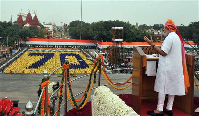 मोदी लाल किले से गलत बयानबाजी कर रहे: राहुल