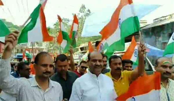 ओम बिरला ने राष्ट्रीय ध्वज फहराया