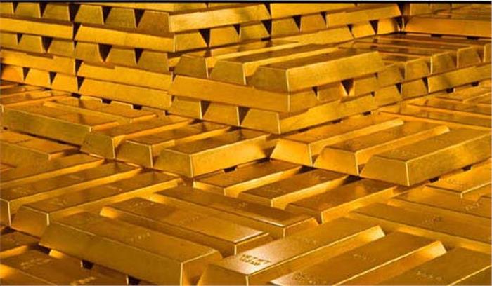 दिल्ली सर्राफा बाजार में शिखर से फिसला सोना, चाँदी मजबूत